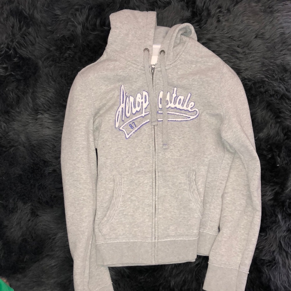 zip up jacket - Picture 2 of 3